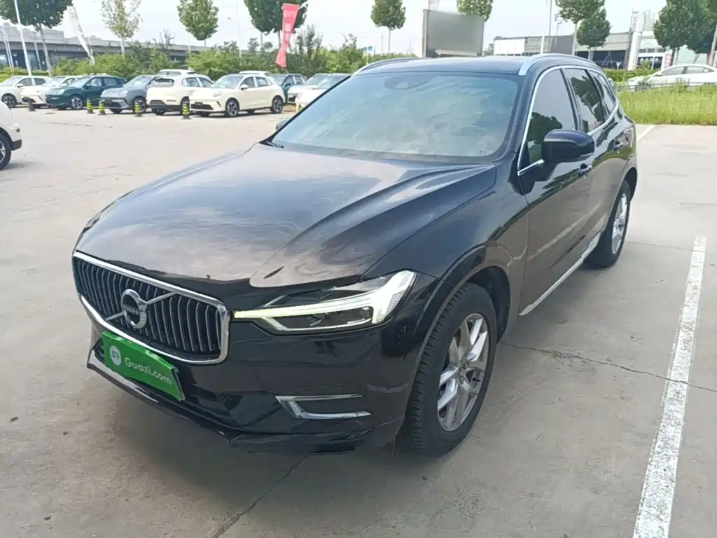 Volvo XC60 2020 — фото 1