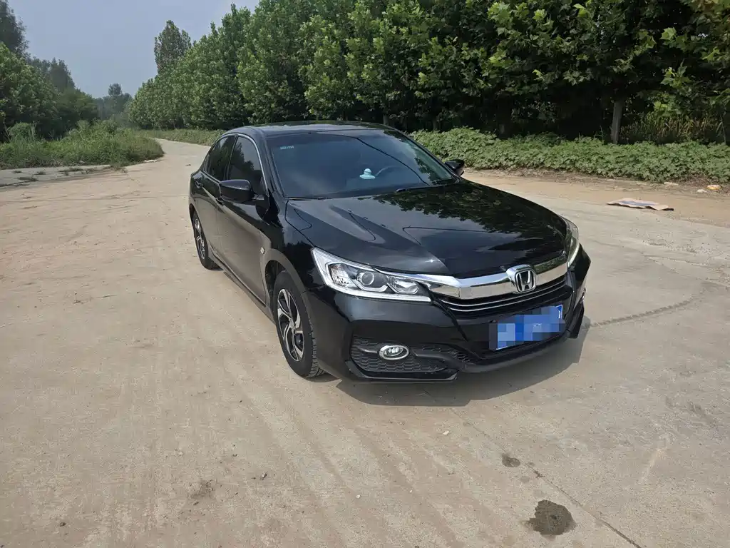 Honda Accord 2016 — фото 3