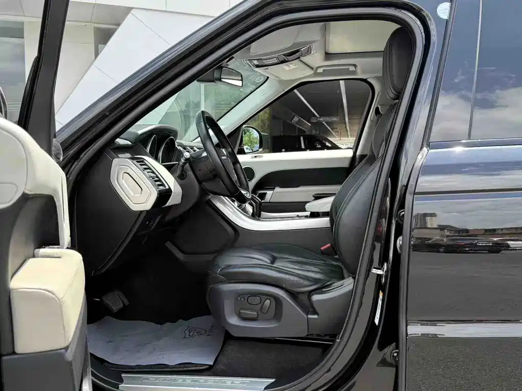 Land Rover Range Rover Sport 2014 — фото 13
