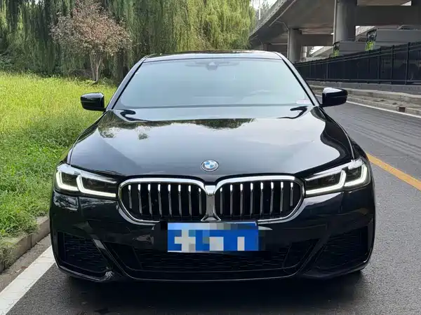 BMW 5 Series 2023