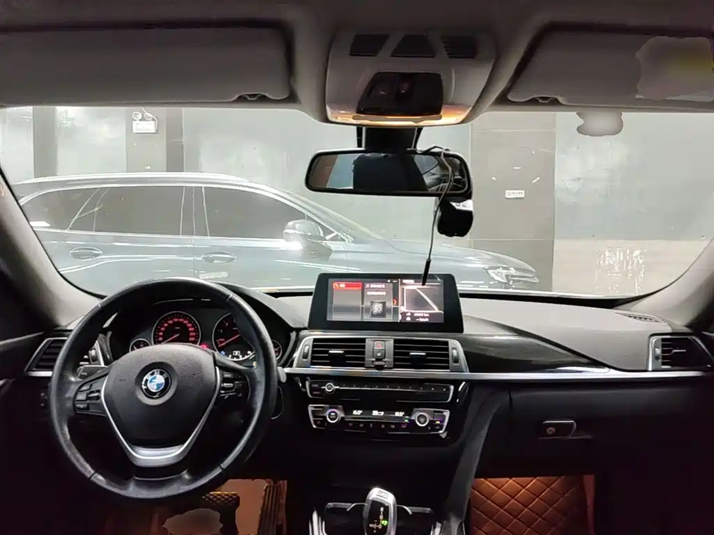BMW 3 Series GT 2018 — фото 10