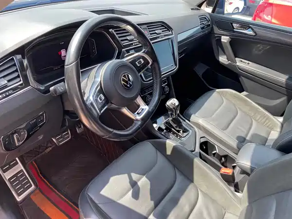 Volkswagen Tiguan L 2021