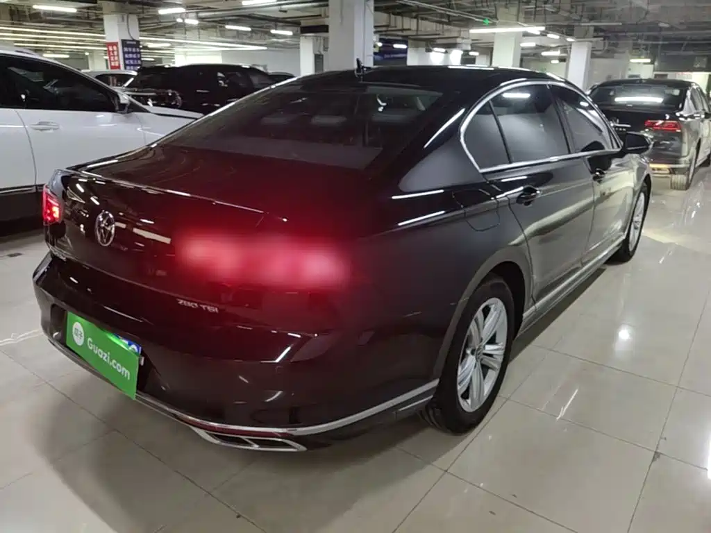 Volkswagen Magotan 2025