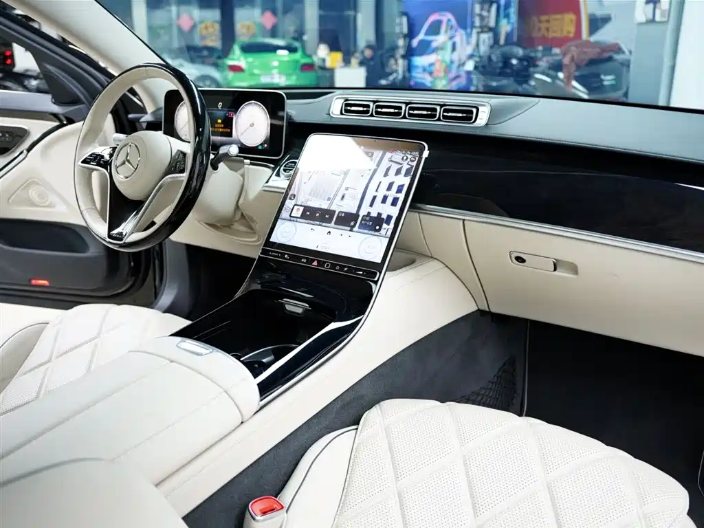 Mercedes-Benz S-Class 2025 — фото 48