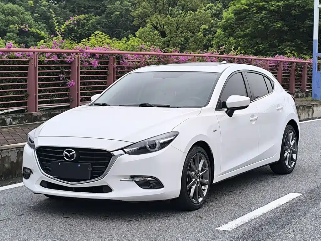 Mazda 3 Axela 2017