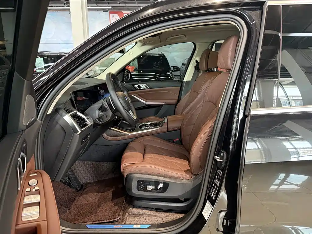 BMW X7 2026 — фото 11