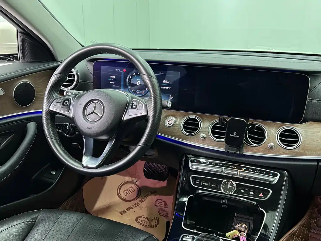Mercedes-Benz E-Class 2017 — фото 5