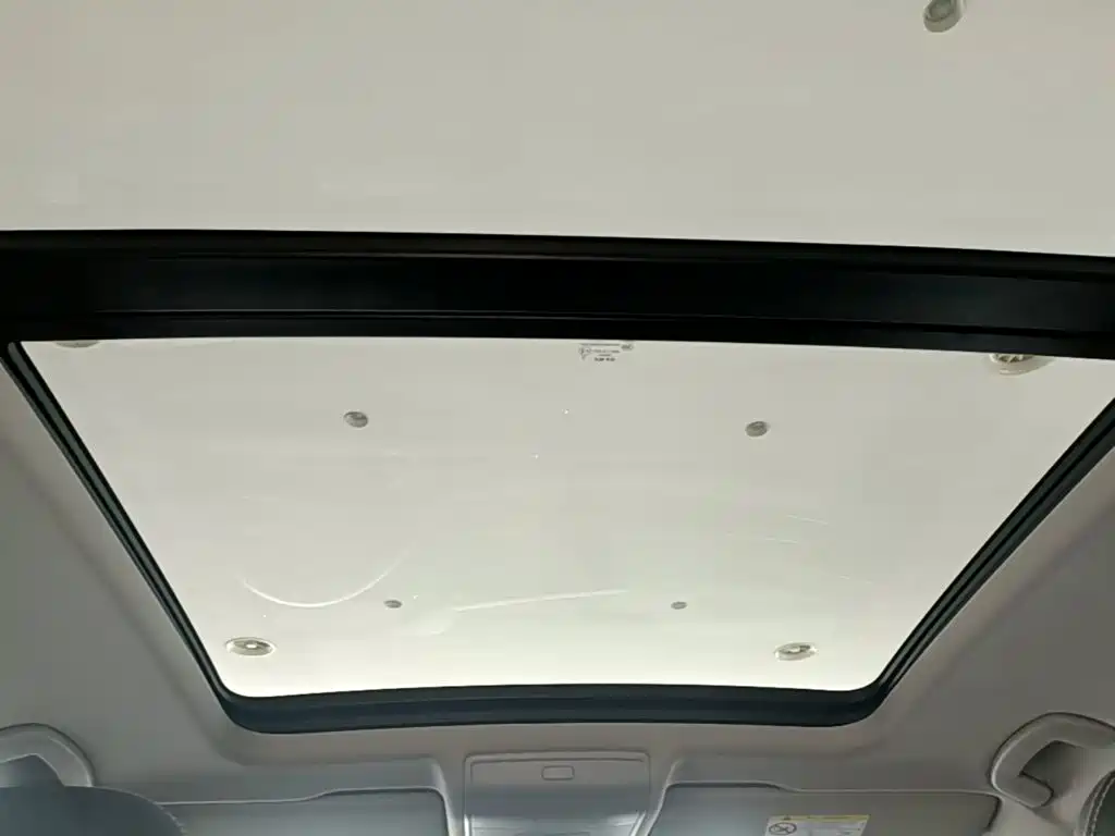 Volkswagen Tiguan L 2025 — фото 18
