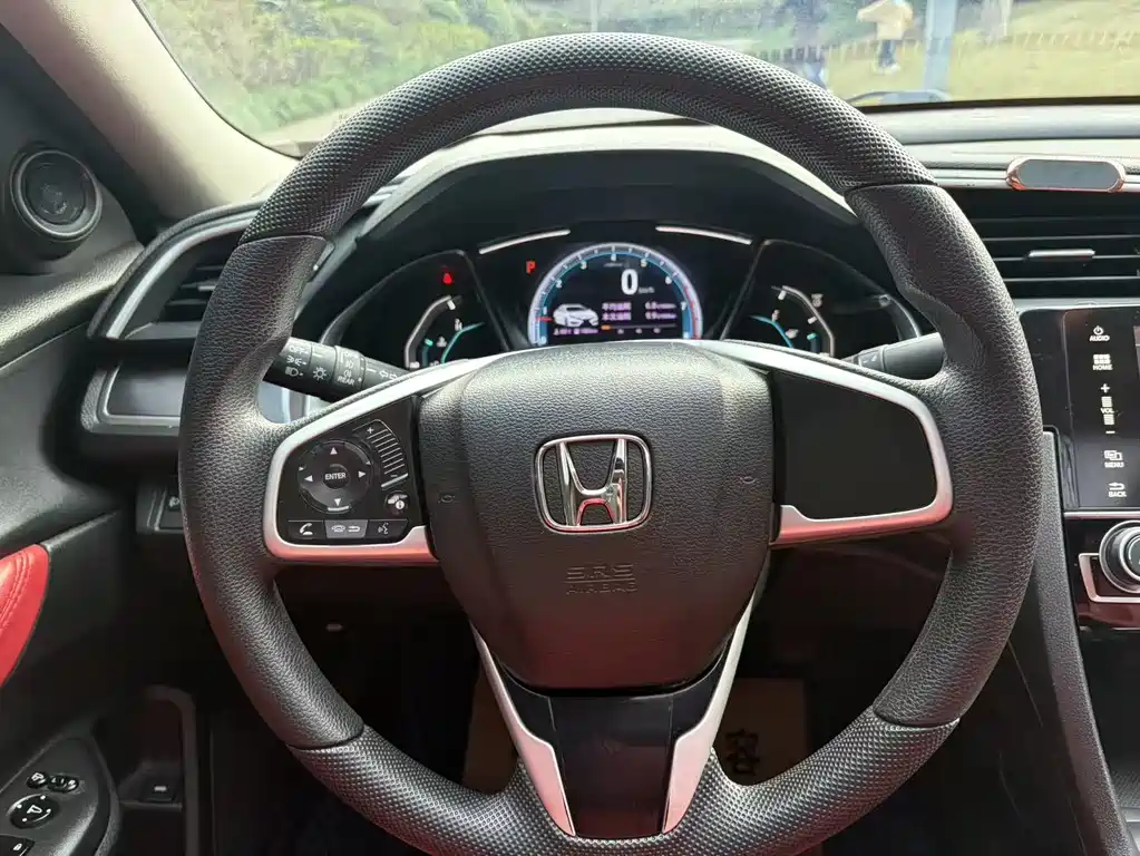 Honda Civic 2019 — фото 11