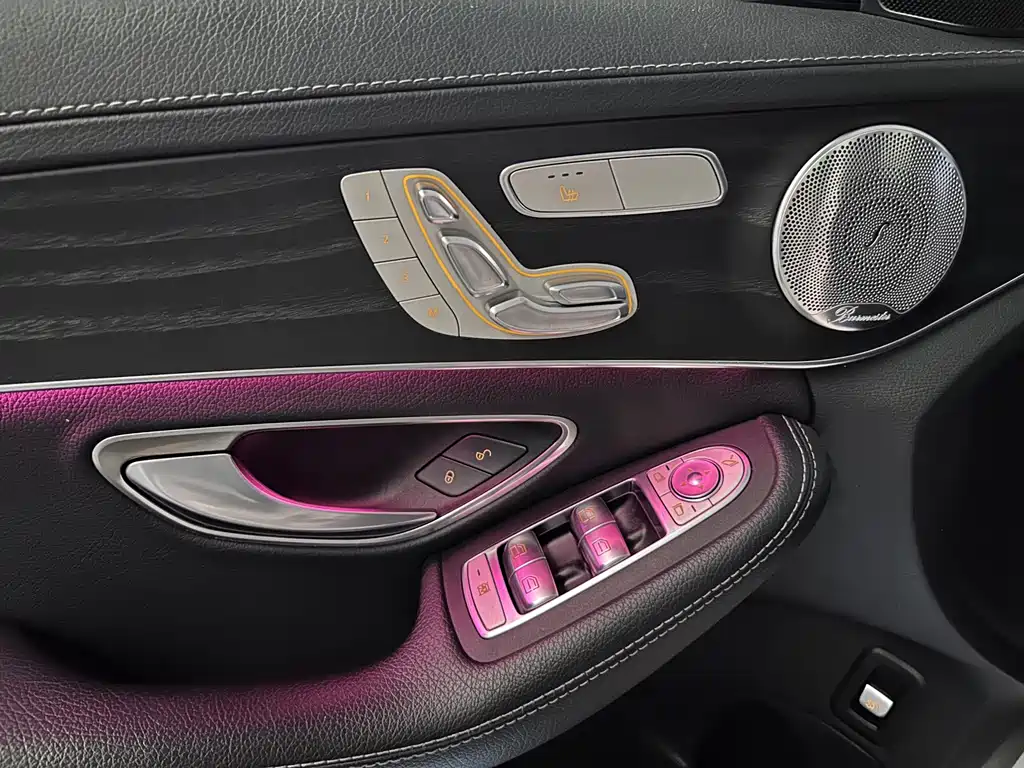 Mercedes-Benz C-Class 2021 — фото 13