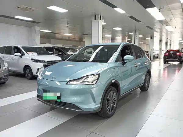 Neta V 2022