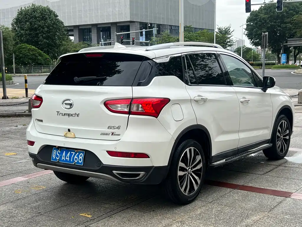 GAC Motor Trumpchi GS4 2016 — фото 4