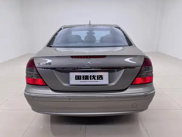 Mercedes-Benz E-Class 2008