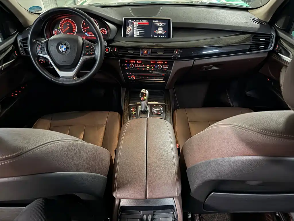 BMW X5 2015 — фото 12