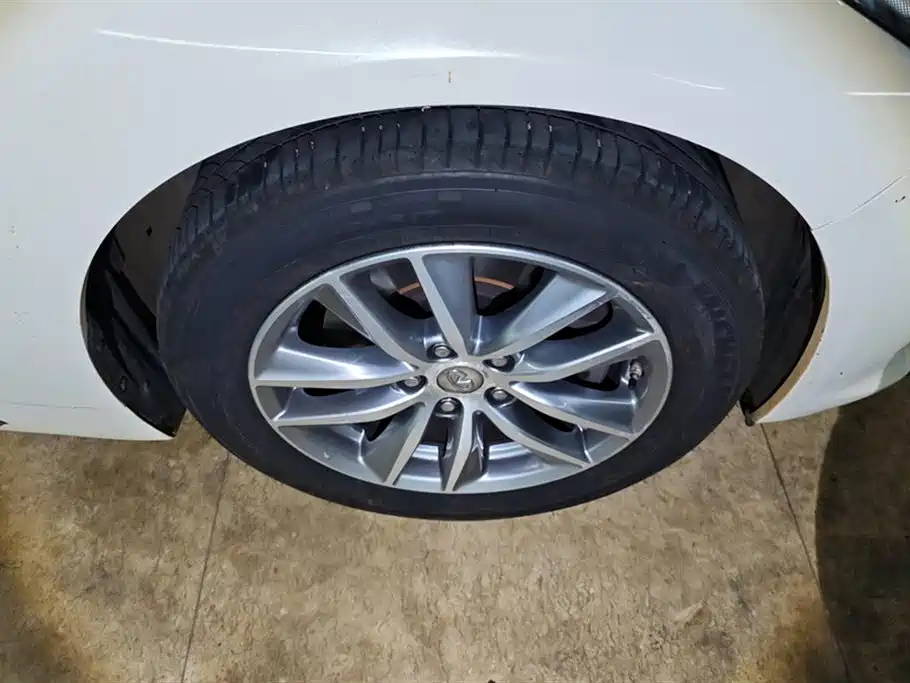Infiniti Q50L 2015