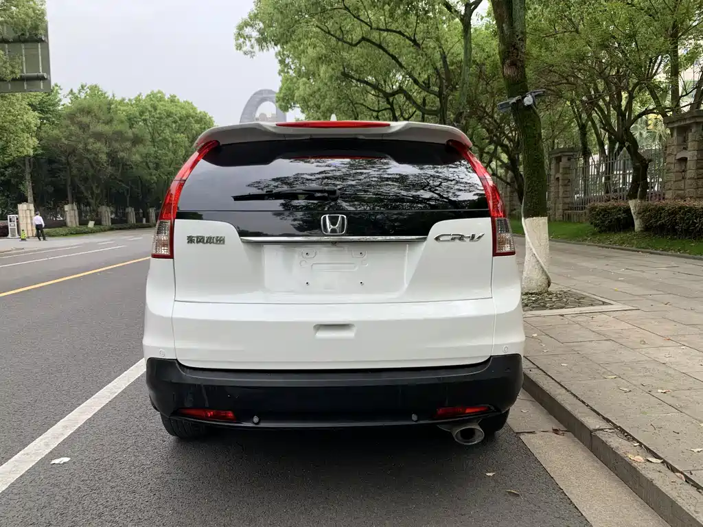 Honda CR-V 2015 — фото 23