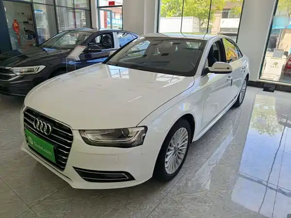 Audi A4L 2016