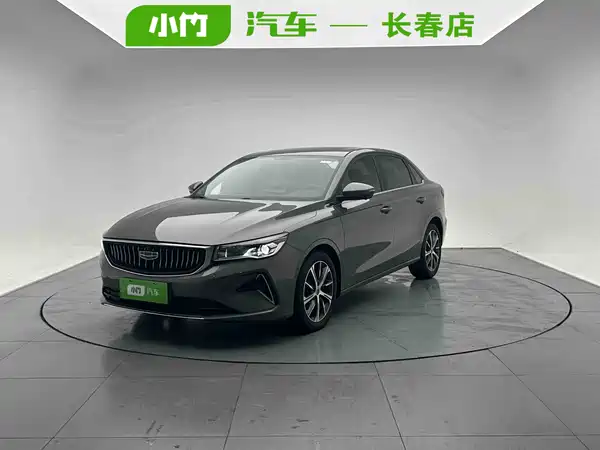 Geely Emgrand 2022