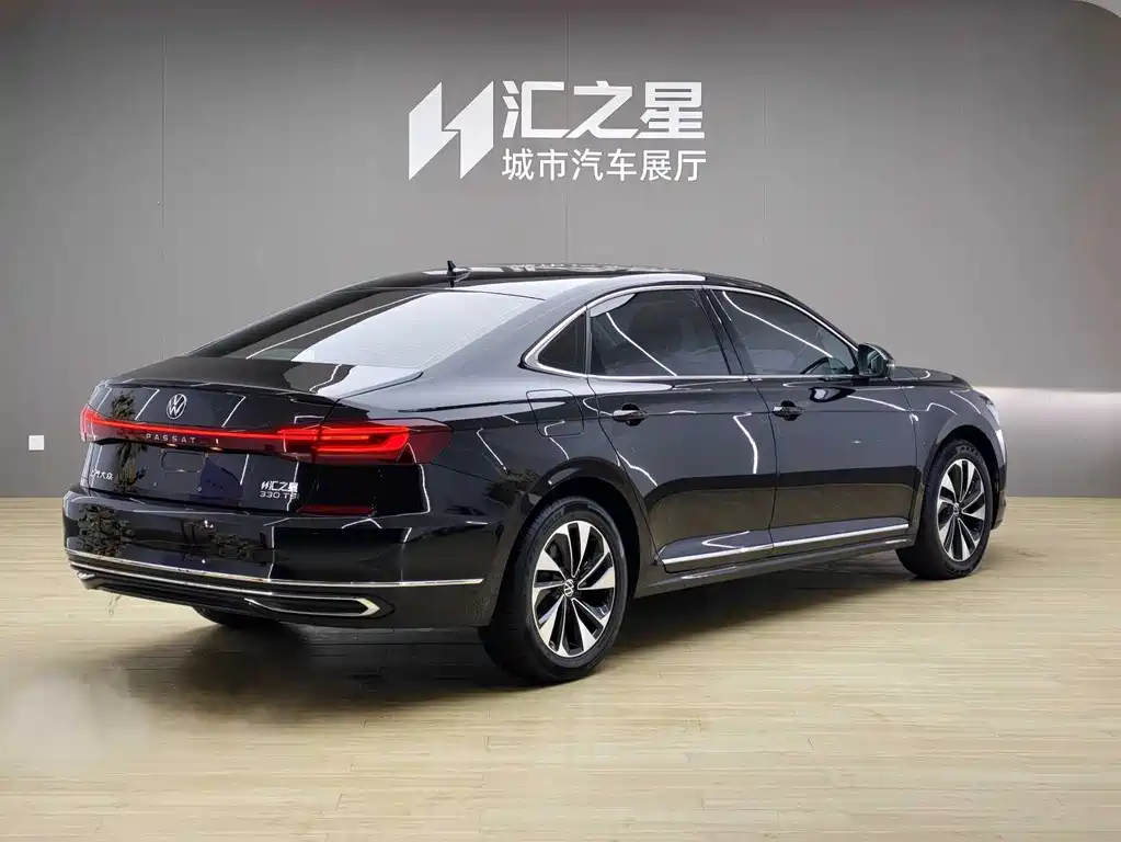 Volkswagen Passat 2023 — фото 2