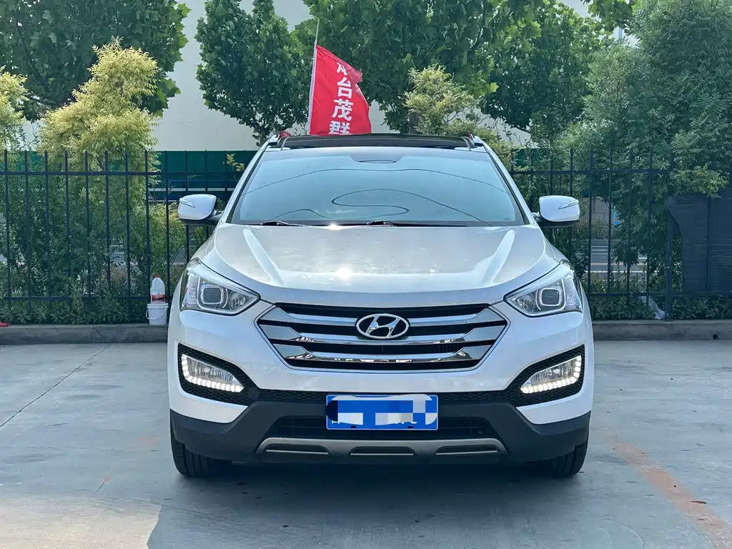 Hyundai Santa Fe 2015