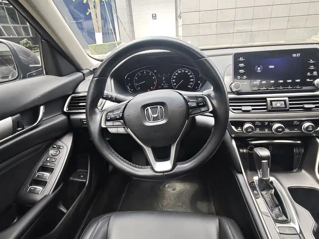 Honda Accord 2020 — фото 8