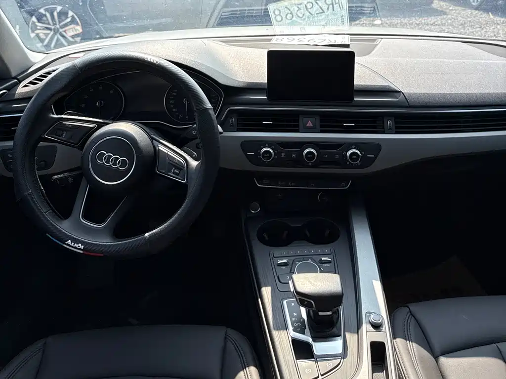 Audi A4L 2017 — фото 8