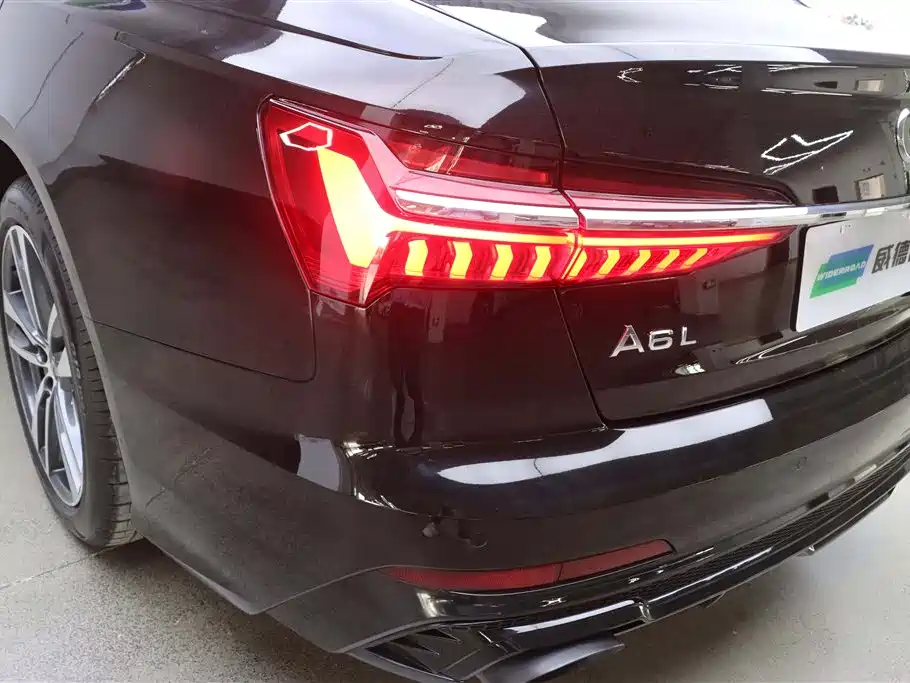 Audi A6L 2023 — фото 33