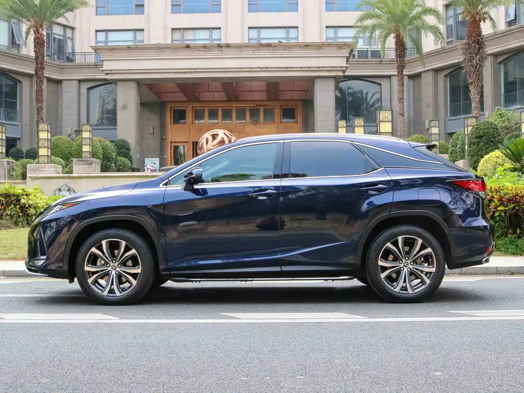 Lexus RX 2022 — фото 9