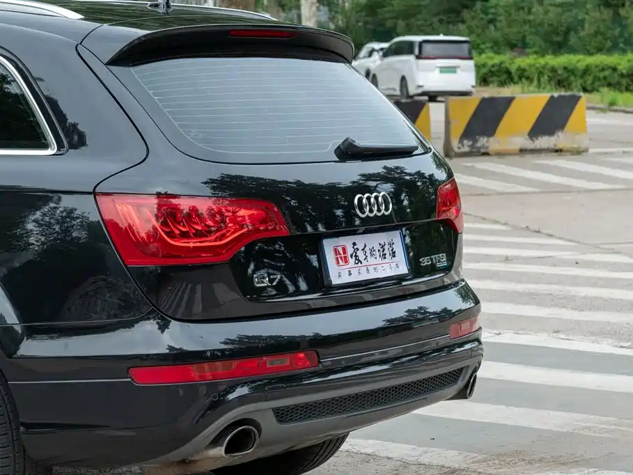 Audi Q7 2015 — фото 14