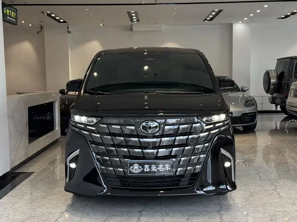 Toyota Alphard 2024