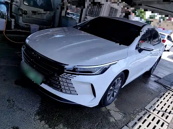 BYD Destroyer 05 2025