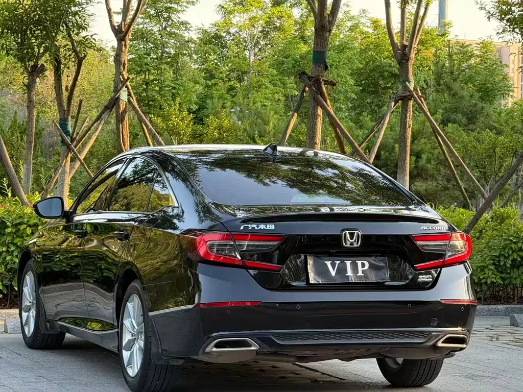 Honda Accord 2022 — фото 8