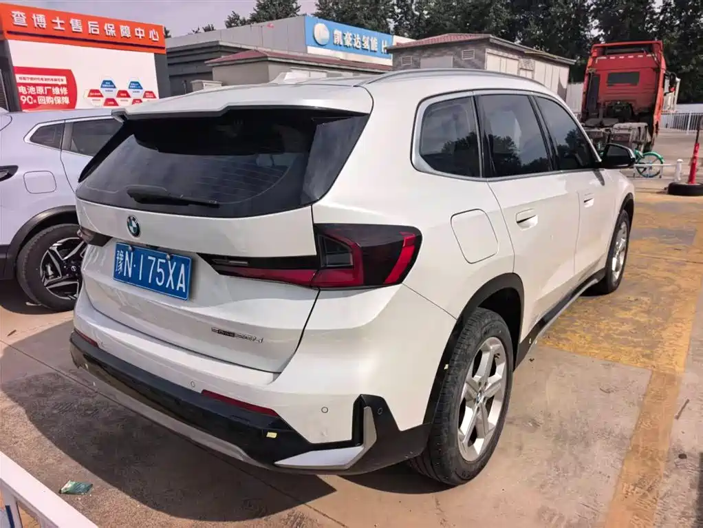 BMW X1 2023 — фото 12