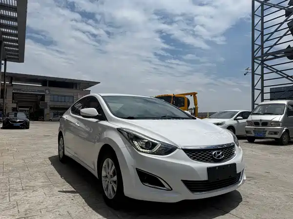 Hyundai Elantra Langdong 2016