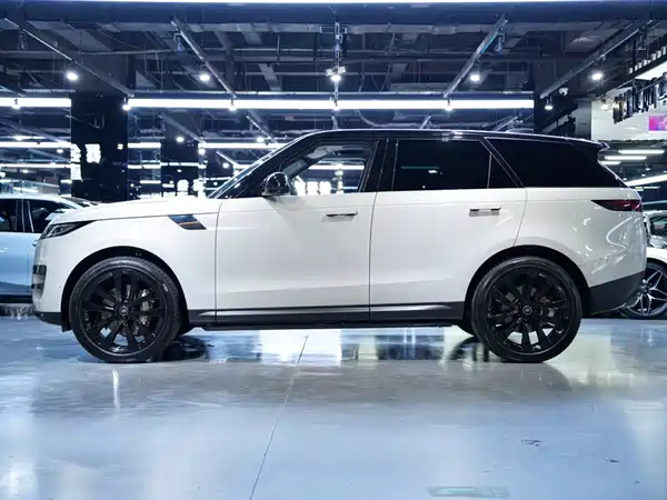 Land Rover Range Rover Sport 2025