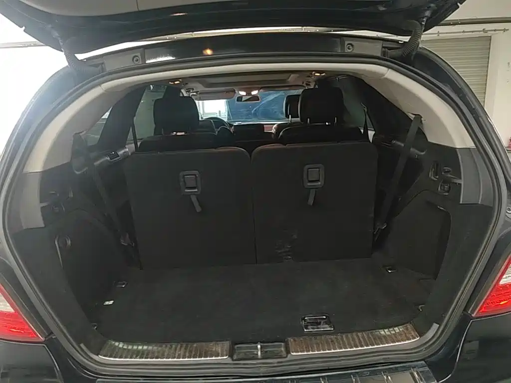 Mercedes-Benz R-Class 2016 — фото 19