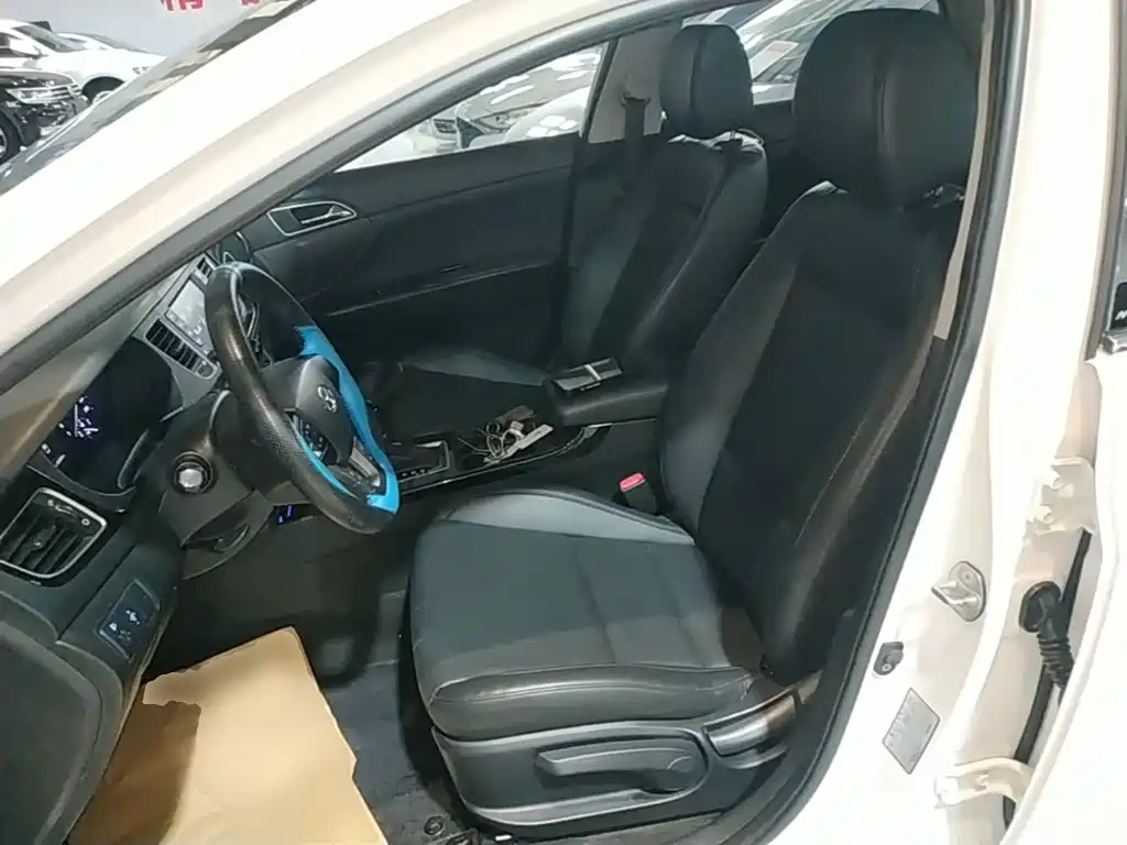 Hyundai Mistra 2016 — фото 15