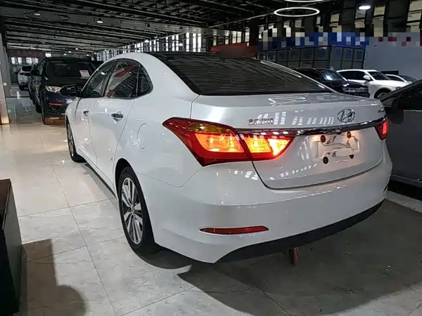 Hyundai Mistra 2016