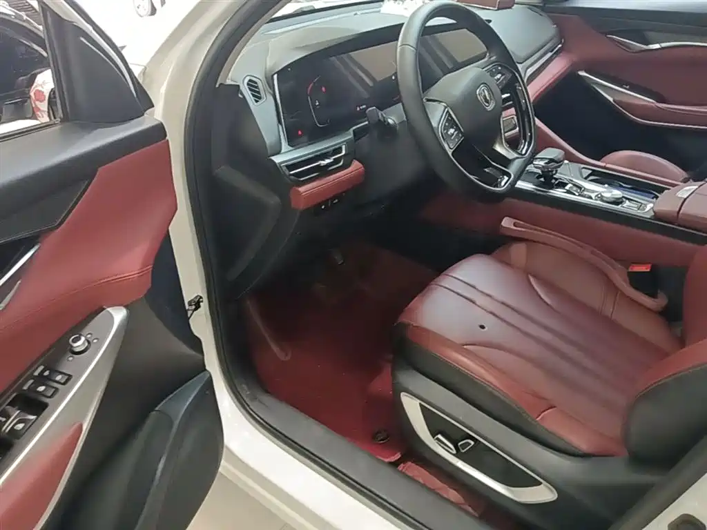 Changan CS75 PLUS 2021 — фото 16
