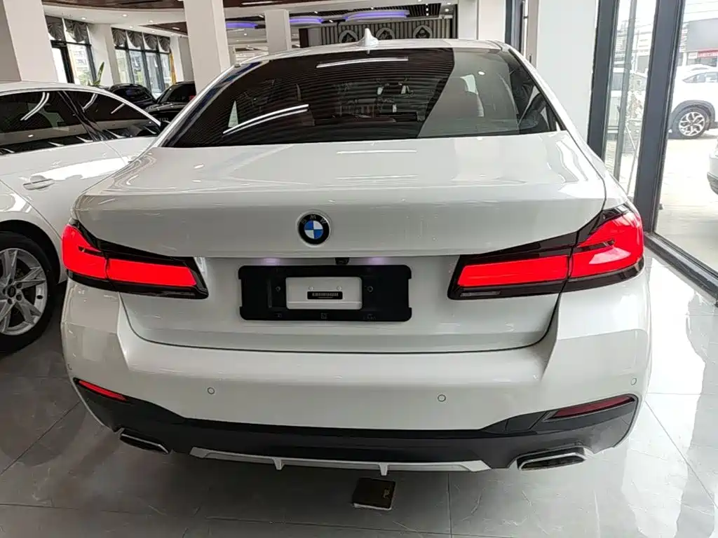 BMW 5 Series 2022
