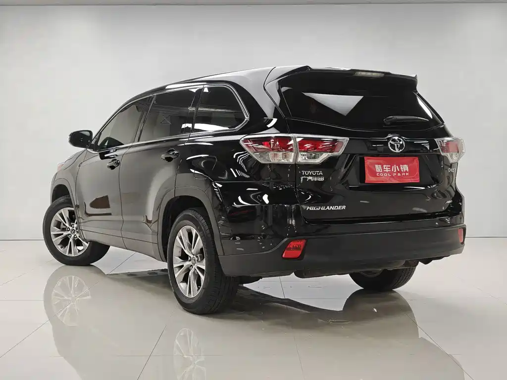 Toyota Highlander 2017 — фото 16