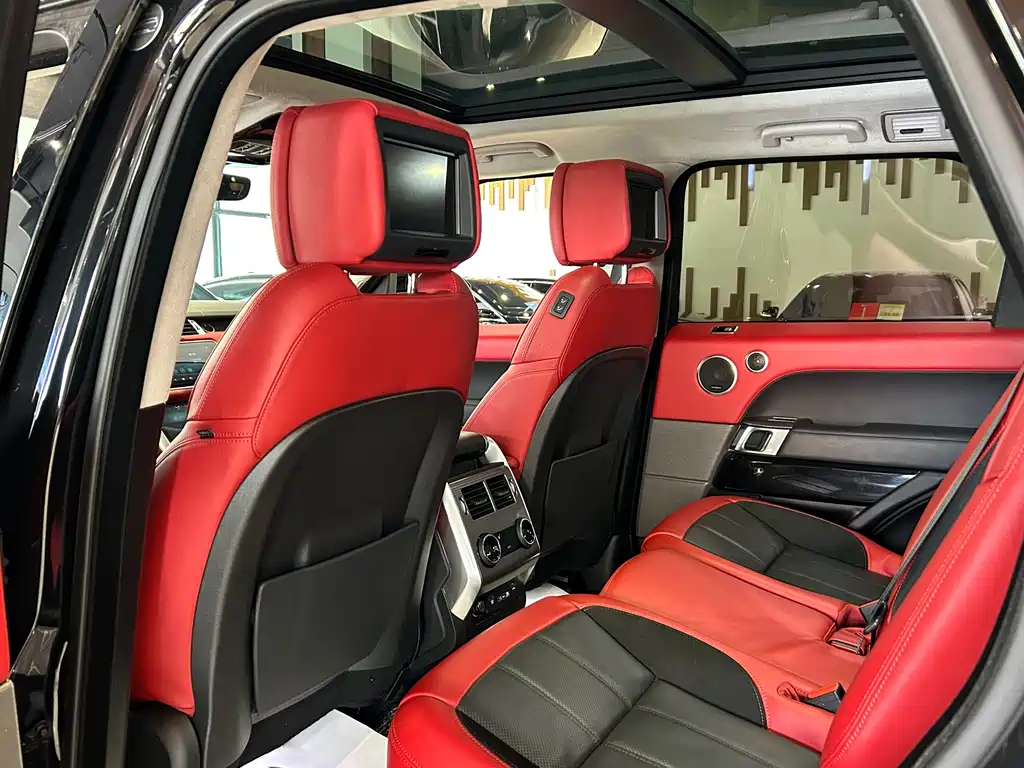 Land Rover Range Rover Sport 2022 — фото 17