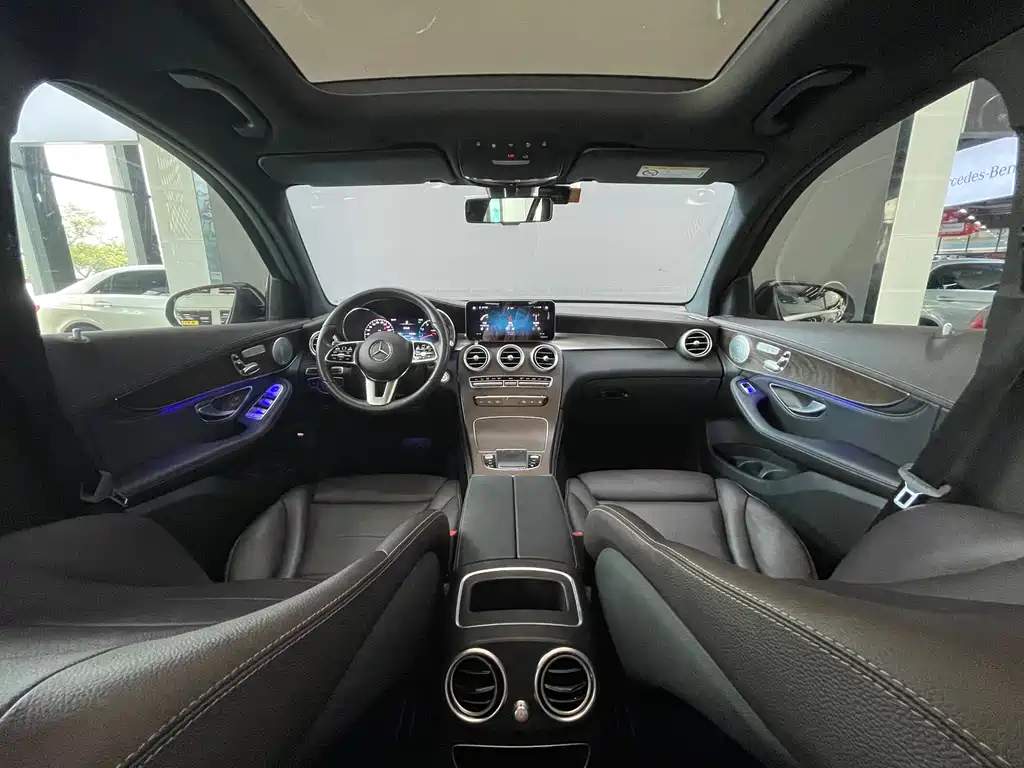 Mercedes-Benz GLC 2019 — фото 12