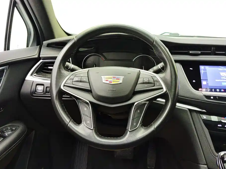 Cadillac XT5 2022 — фото 15