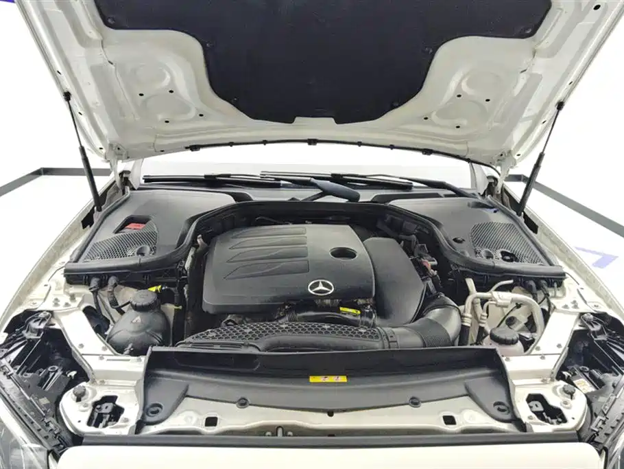 Mercedes-Benz E-Class 2019 — фото 10