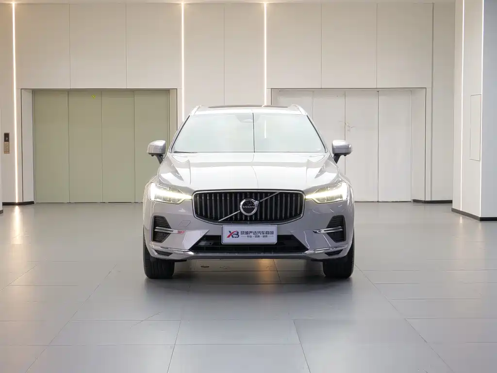 Volvo XC60 2024 — фото 2