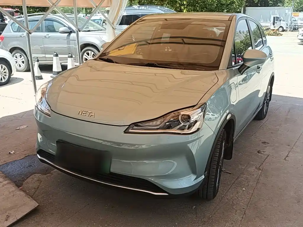 Neta V 2022