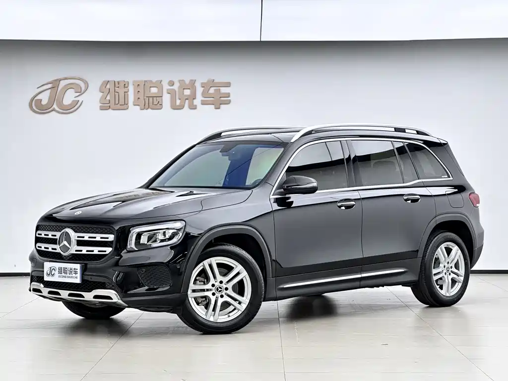 Mercedes-Benz GLB 2023 — фото 1