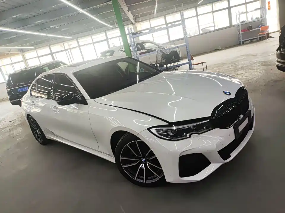 BMW 3 Series 2021