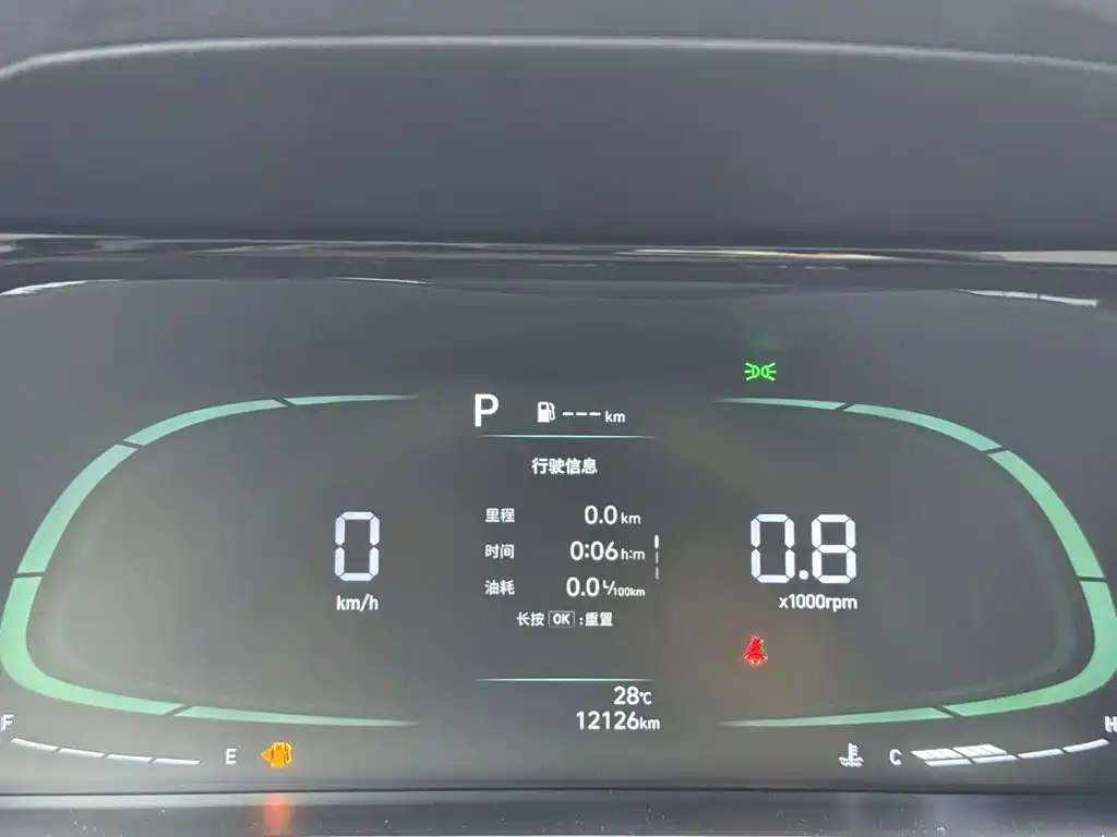 Hyundai Elantra 2023 — фото 12